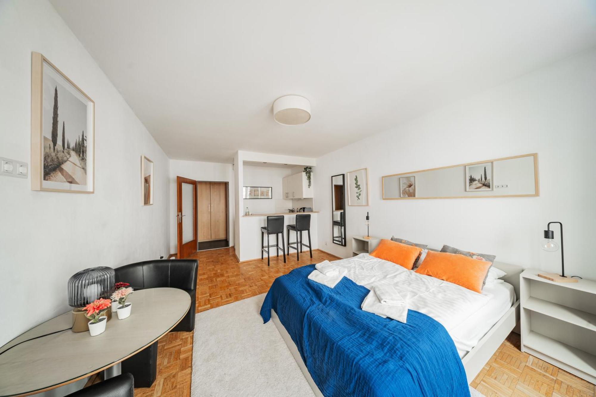 Studio Next To Karlskirche #17 Apartman Bécs Kültér fotó
